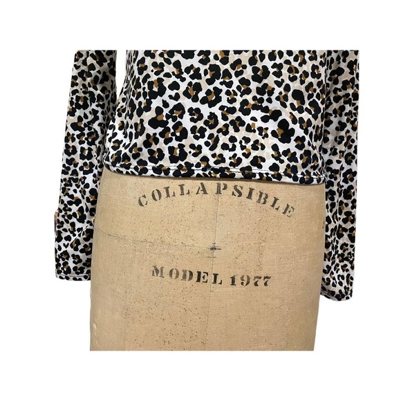 Olivia Rae Womens Mock Neck Shirt Tan Leopard Print Long Sleeve Stretch L - Picture 3 of 8